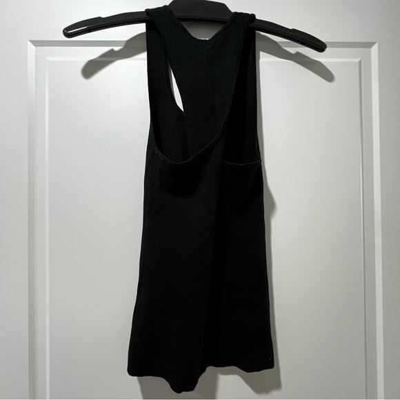 Black Sleeveless Ribbed Top - Picture 4 of 5